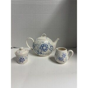 Extremely Rare Hallmark Teapot, Sugar Bowl, Creamer Set EUC!!